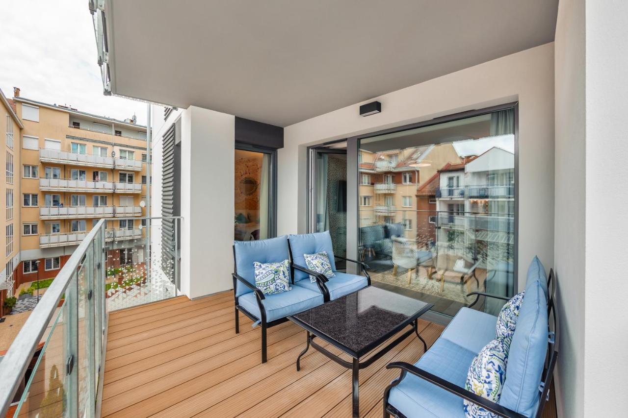 Apartamenty Sun & Snow Nadmorskie Tarasy Z Basenem Kołobrzeg Εξωτερικό φωτογραφία
