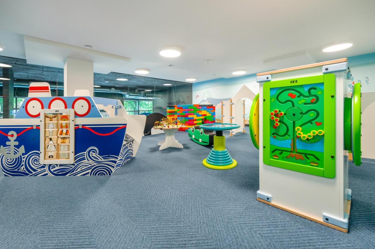 Apartamenty Sun & Snow Nadmorskie Tarasy Z Basenem Kołobrzeg Εξωτερικό φωτογραφία