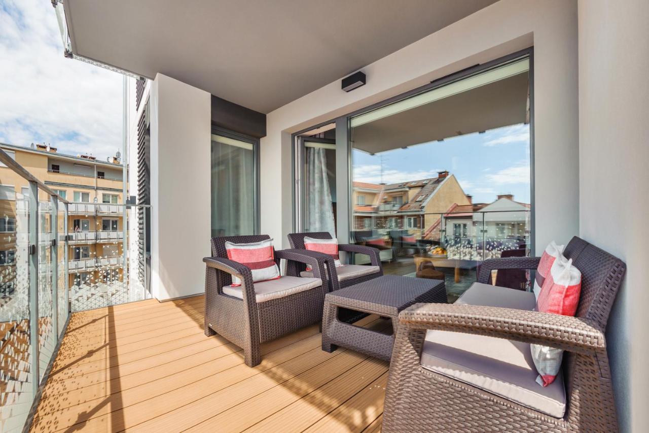 Apartamenty Sun & Snow Nadmorskie Tarasy Z Basenem Kołobrzeg Εξωτερικό φωτογραφία