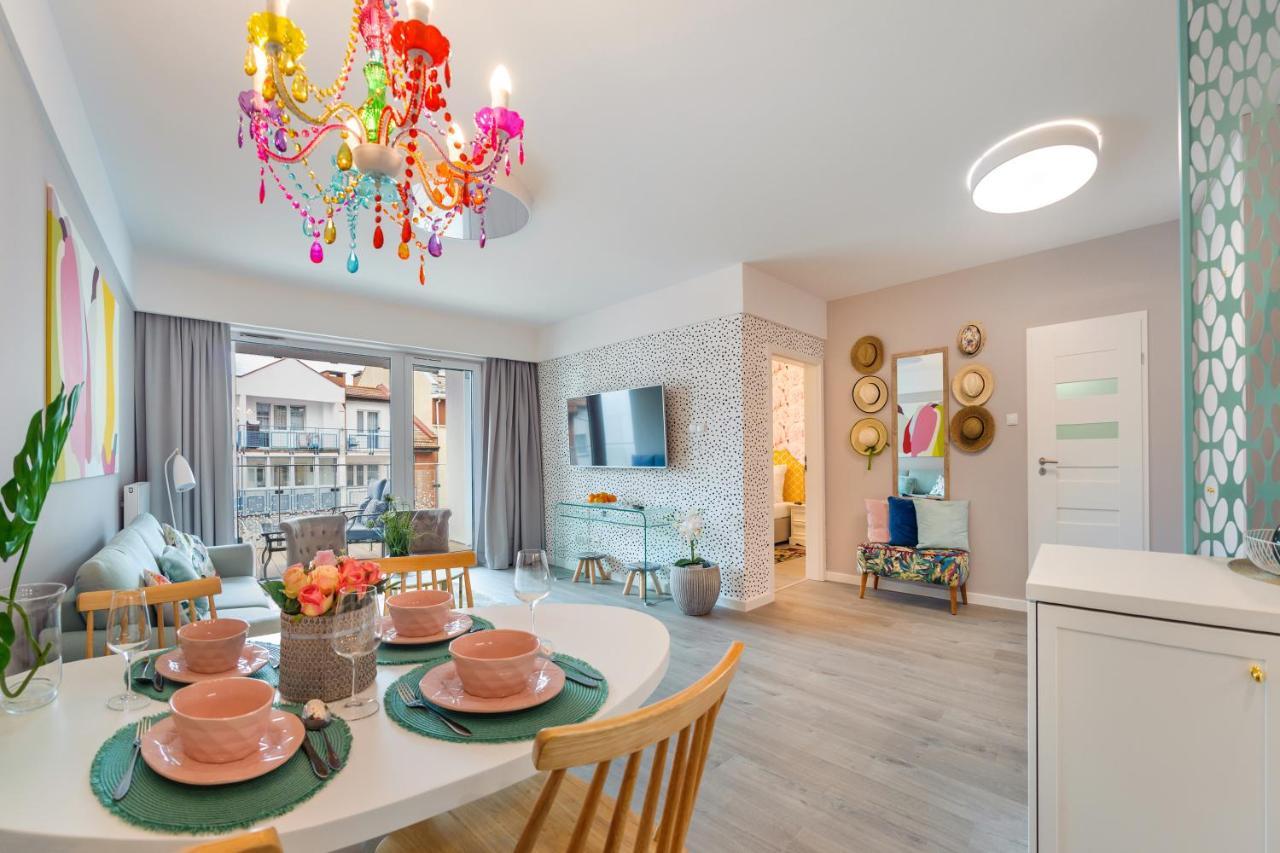 Apartamenty Sun & Snow Nadmorskie Tarasy Z Basenem Kołobrzeg Εξωτερικό φωτογραφία