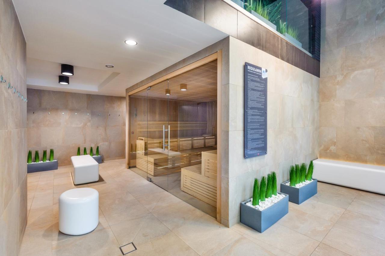 Apartamenty Sun & Snow Nadmorskie Tarasy Z Basenem Kołobrzeg Εξωτερικό φωτογραφία