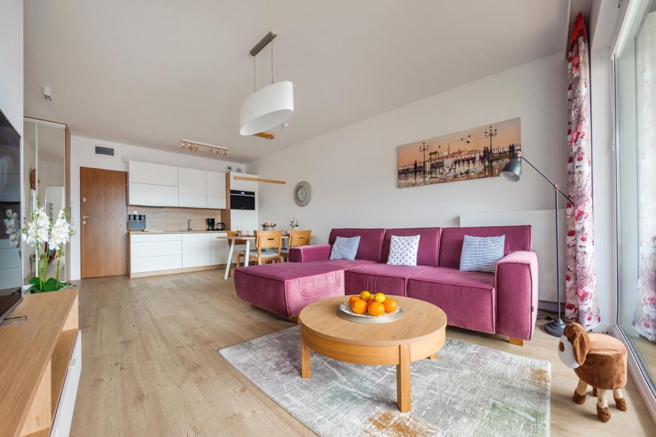 Apartamenty Sun & Snow Nadmorskie Tarasy Z Basenem Kołobrzeg Εξωτερικό φωτογραφία